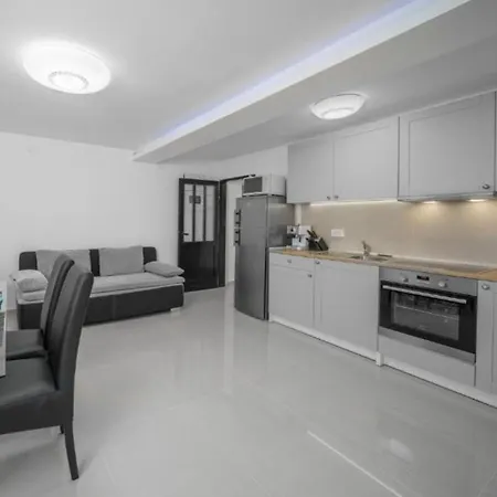 Adriatic Heart Luxury Appartamento Pirovac