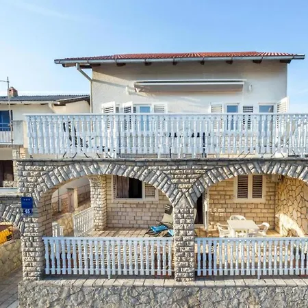 Adriatic Heart Luxury Pirovac